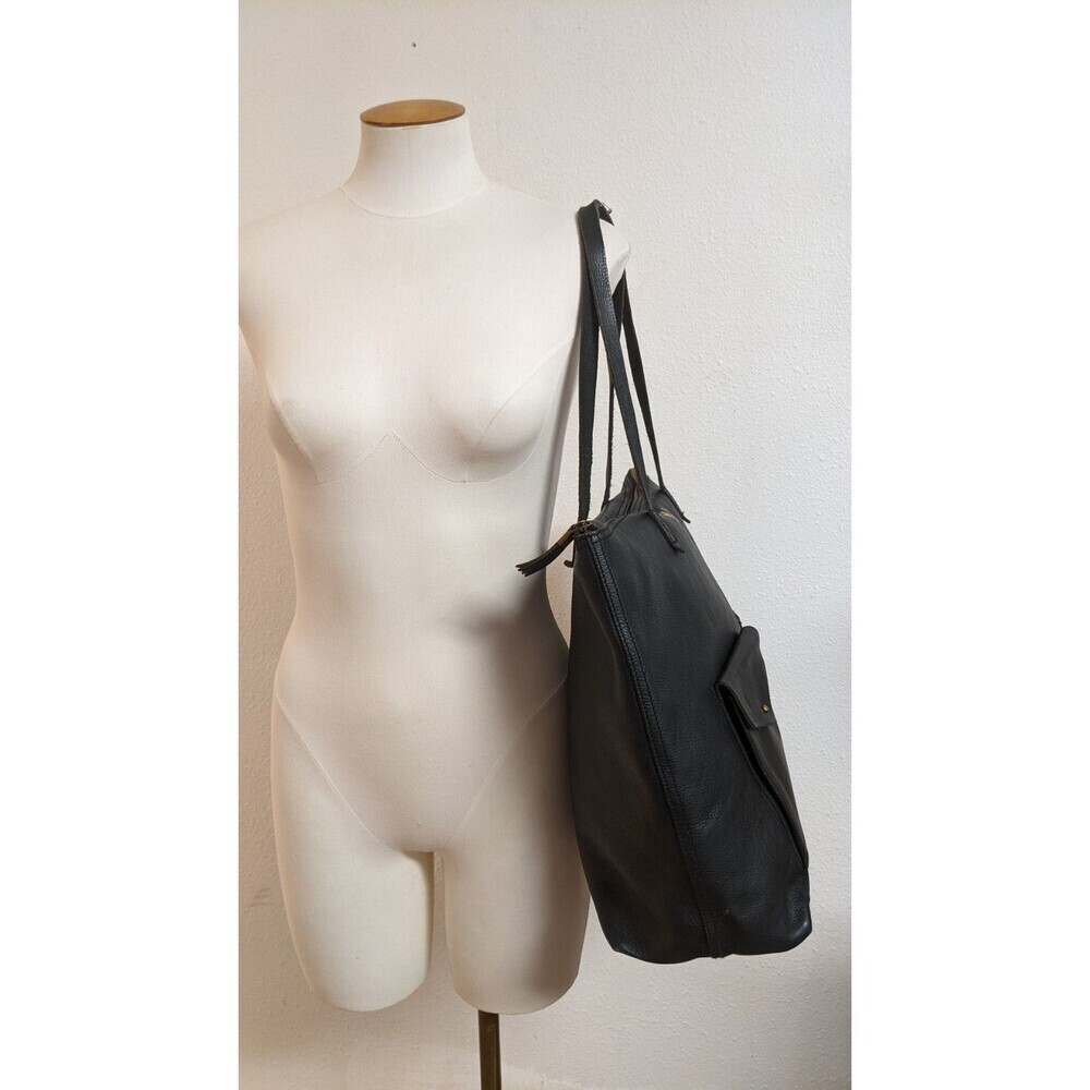 MADEWELL The Transport Satchel Large Black Leather Tote with Front Pockets - Picture 7 of 16